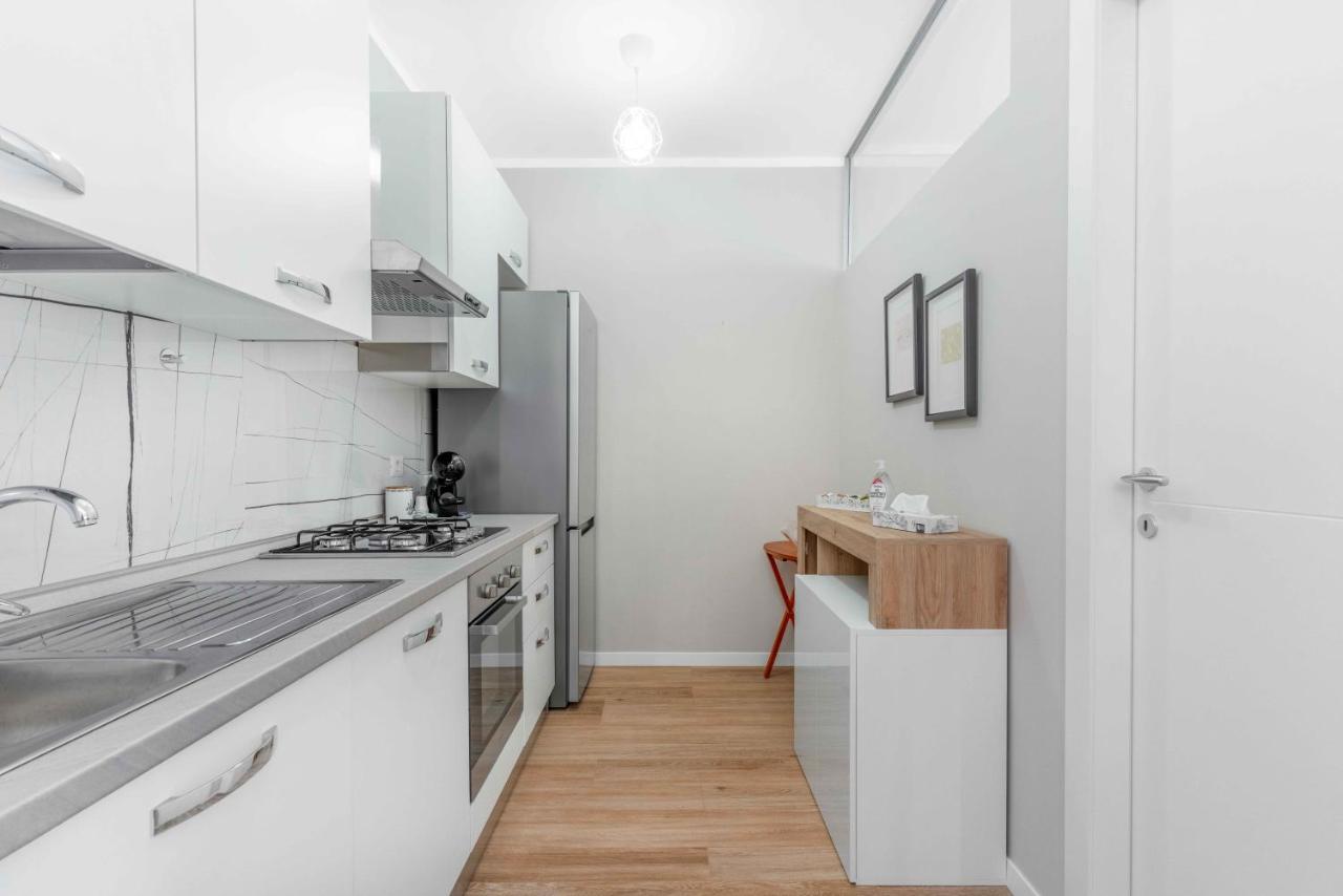Bo13 -Crescenzago- Bright - Wifi - Elegant Apartment Милано Екстериор снимка