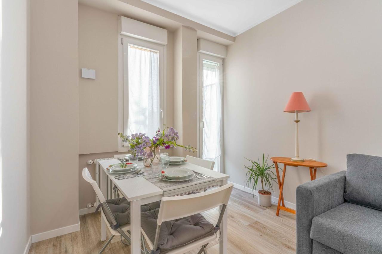 Bo13 -Crescenzago- Bright - Wifi - Elegant Apartment Милано Екстериор снимка