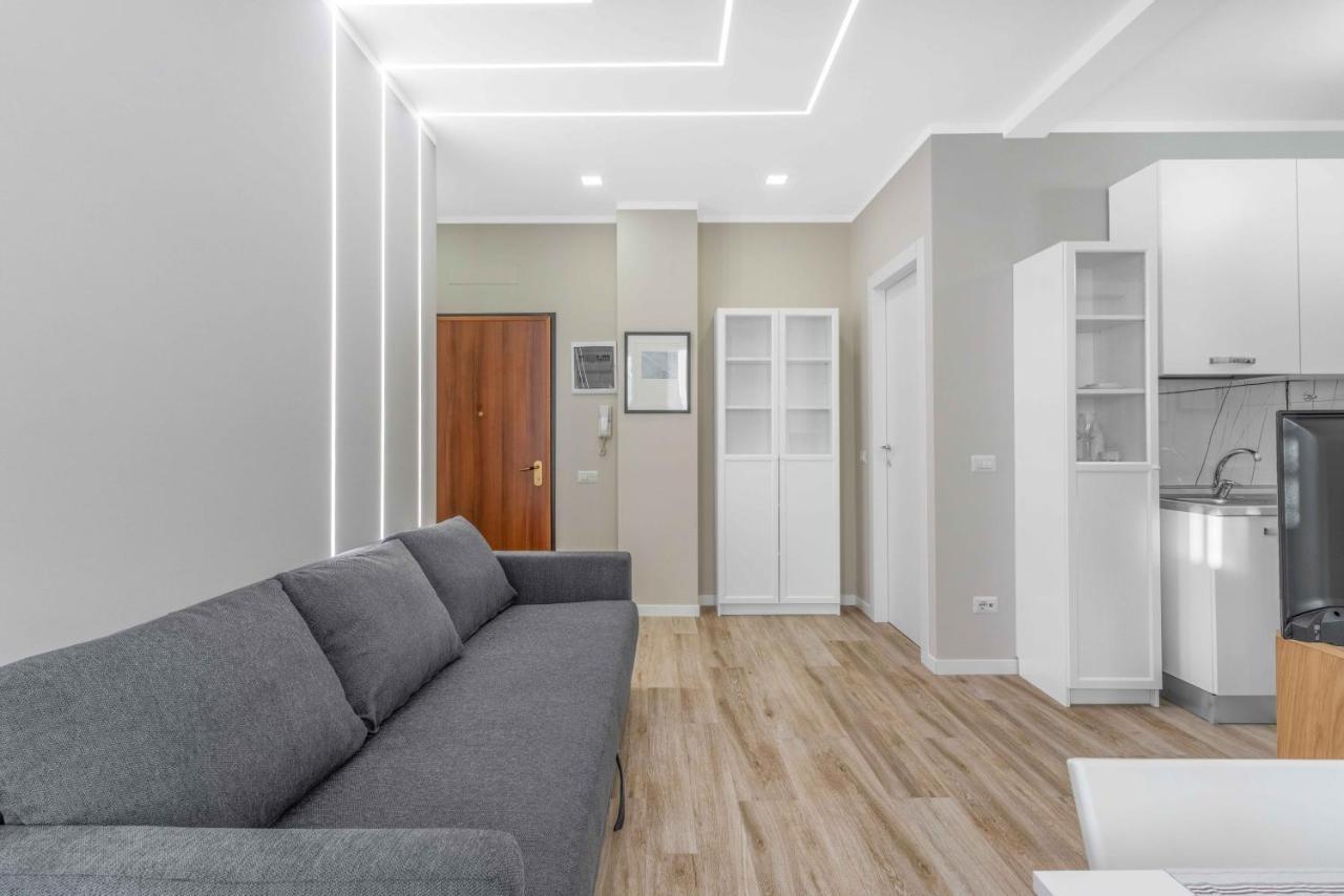 Bo13 -Crescenzago- Bright - Wifi - Elegant Apartment Милано Екстериор снимка