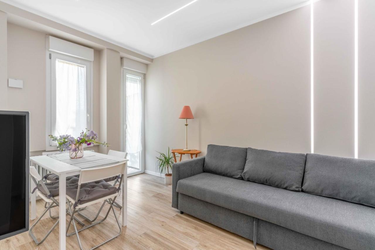 Bo13 -Crescenzago- Bright - Wifi - Elegant Apartment Милано Екстериор снимка